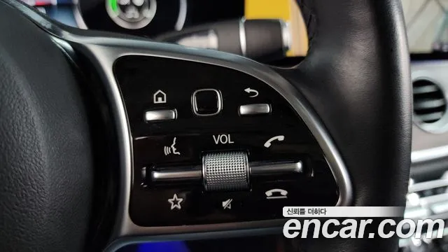 Mercedes-Benz E-Class 2019 — фото 17