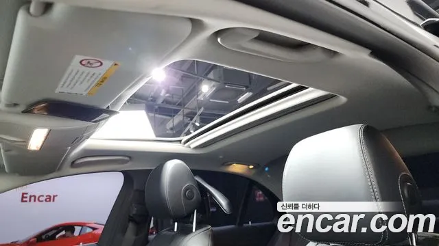 Mercedes-Benz E-Class 2019 — фото 19
