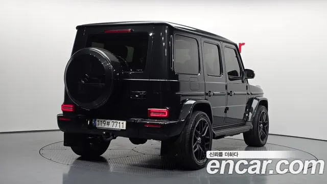 Mercedes-Benz G-Class 2023 — фото 2