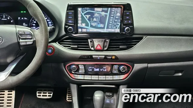 Hyundai i30 2017 — фото 19