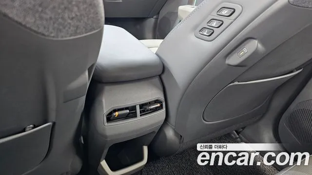 Kia EV3 2025 — фото 19