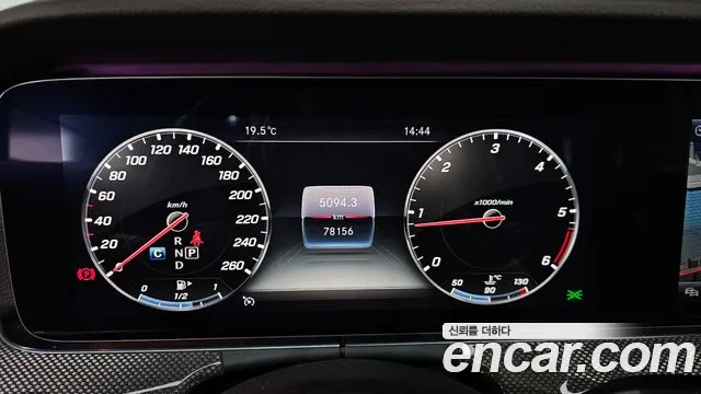 Mercedes-Benz CLS-Class 2019 — фото 11