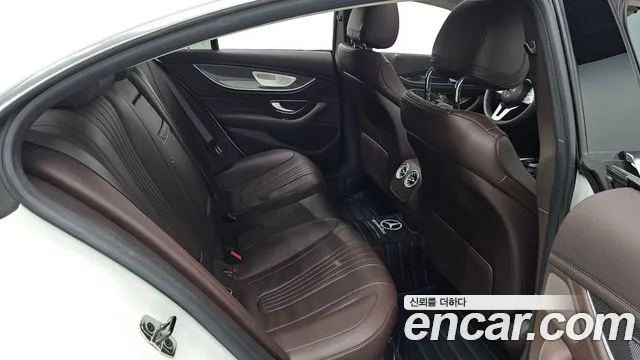 Mercedes-Benz CLS-Class 2019 — фото 18