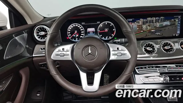 Mercedes-Benz CLS-Class 2019 — фото 19