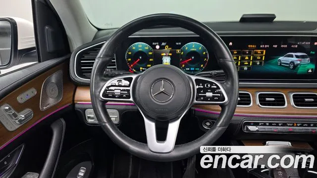 Mercedes-Benz GLE-Class 2020 — фото 13