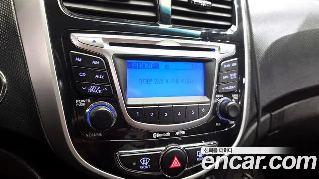 Hyundai Accent 2013 — фото 17