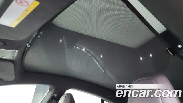 Tesla Model S 2019 — фото 18