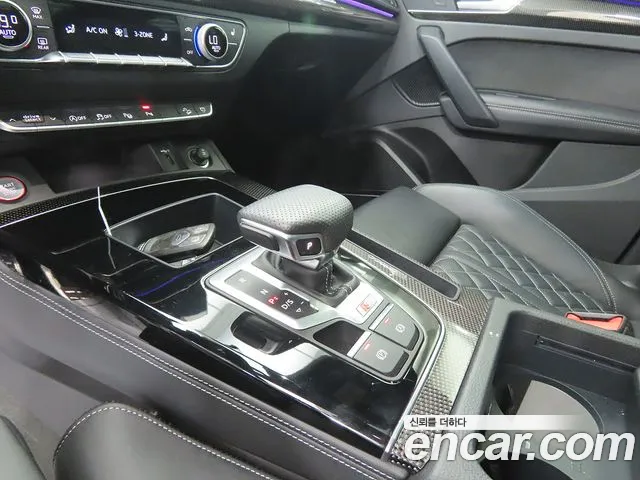 Audi SQ5 2021 — фото 11