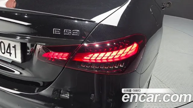 Mercedes-Benz E-Class 2021 — фото 9