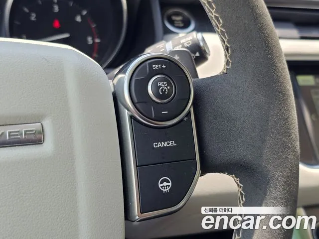 Land Rover Range Rover Sport 2016 — фото 13