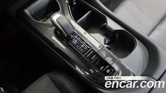 Toyota Crown 2025 — фото 12