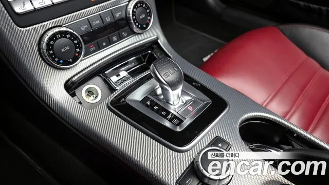 Mercedes-Benz SLC-Class 2017 — фото 9