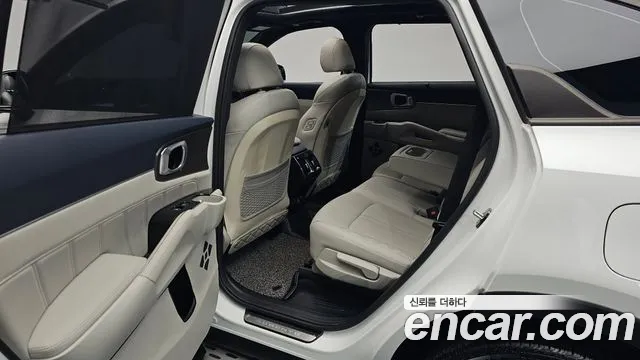 Kia Sorento 2022 — фото 16