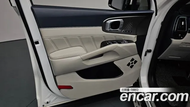 Kia Sorento 2022 — фото 13