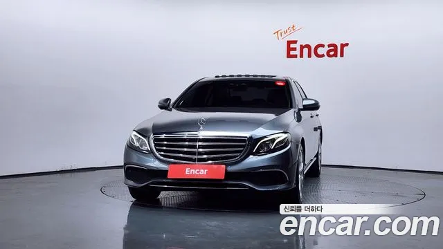 Mercedes-Benz E-Class 2018 — фото 3