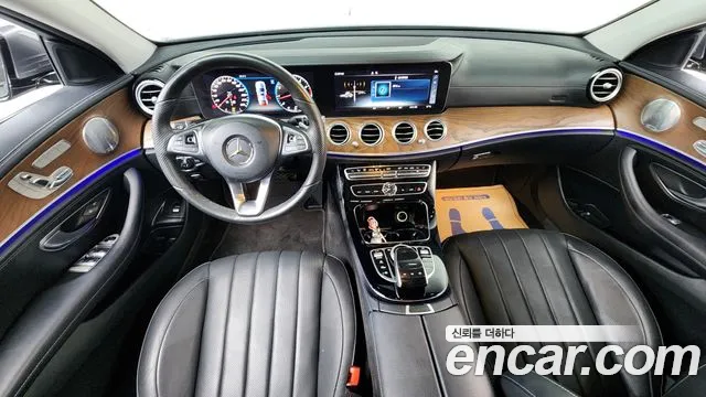 Mercedes-Benz E-Class 2018 — фото 10