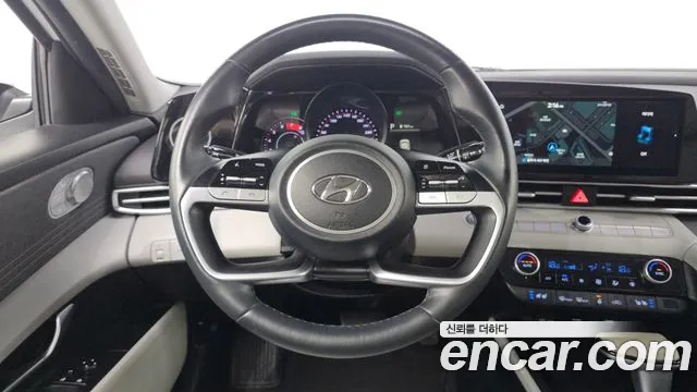 Hyundai AVANTE 2023 — фото 11