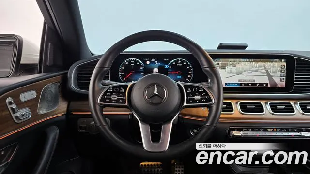 Mercedes-Benz GLE-Class 2022 — фото 13