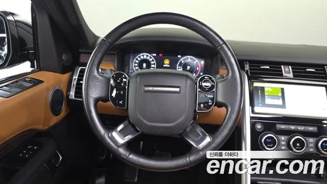 Land Rover Discovery 2019 — фото 18