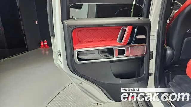 Mercedes-Benz G-Class 2020 — фото 15