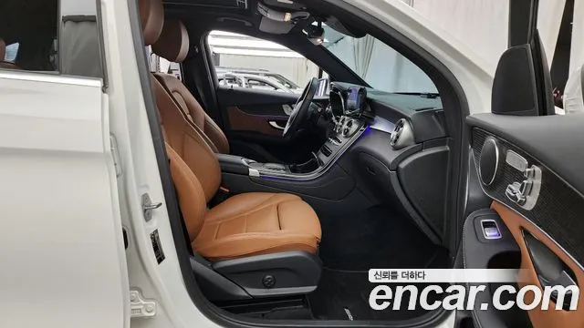 Mercedes-Benz GLC-Class 2021 — фото 17