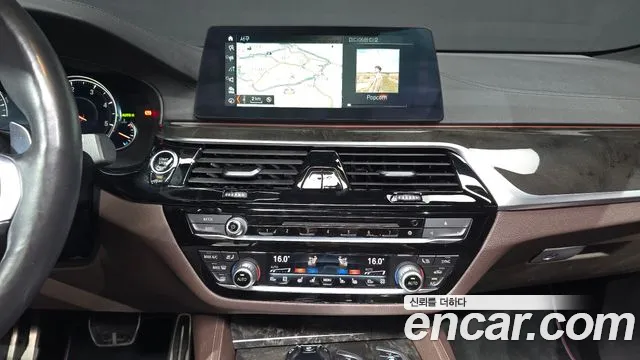 BMW Gran Turismo 2018 — фото 14
