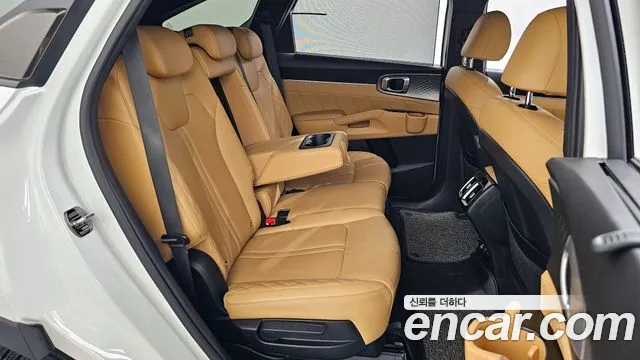 Kia Sorento 2021 — фото 17