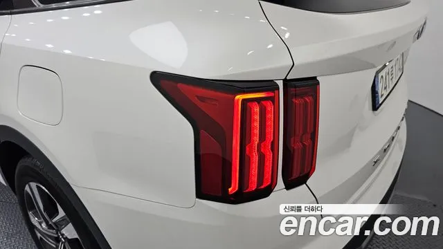 Kia Sorento 2021 — фото 9