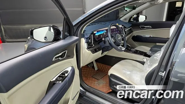 Kia Sportage 2023 — фото 10