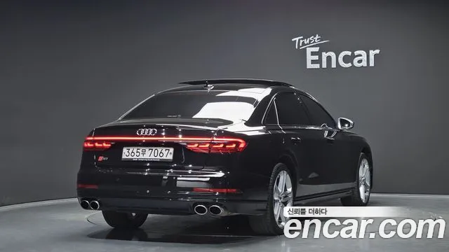 Audi S8 2020 — фото 2
