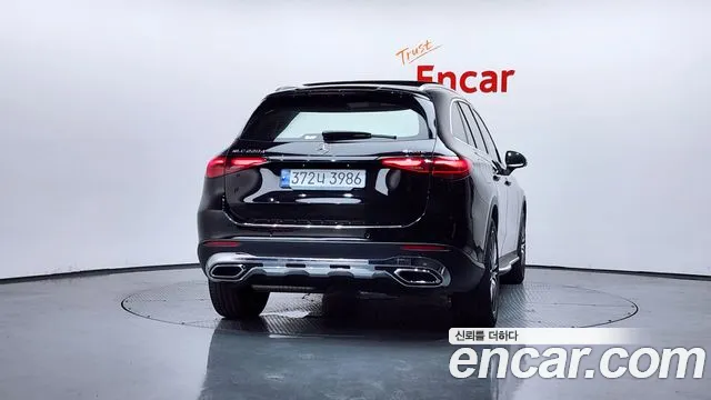 Mercedes-Benz GLC-Class 2023 — фото 4