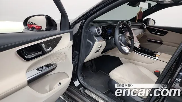 Mercedes-Benz GLC-Class 2023 — фото 13