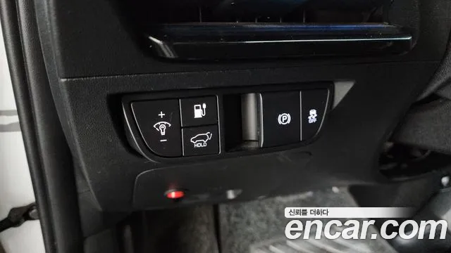Kia EV6 2023 — фото 20