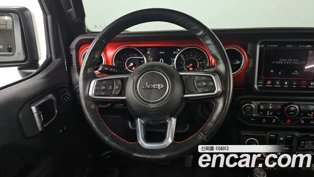 Jeep Wrangler 2021 — фото 11