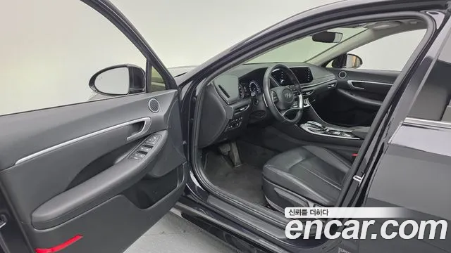 Hyundai Sonata 2023 — фото 10