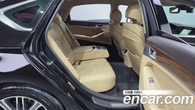 Genesis G80 2018 — фото 17