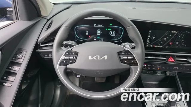 Kia Niro 2022 — фото 13