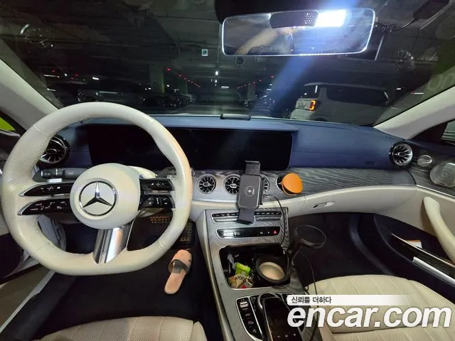 Mercedes-Benz E-Class 2023 — фото 11