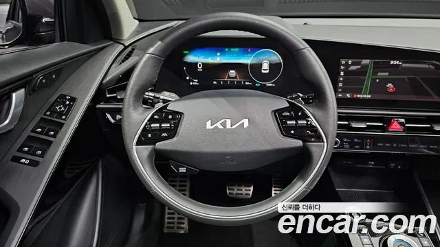 Kia Niro 2022 — фото 19