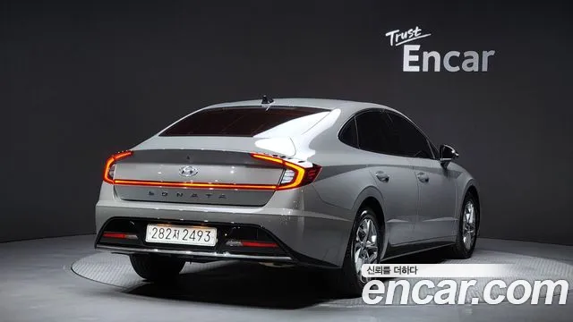 Hyundai Sonata 2022 — фото 2