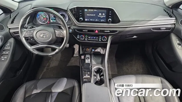 Hyundai Sonata 2023 — фото 10