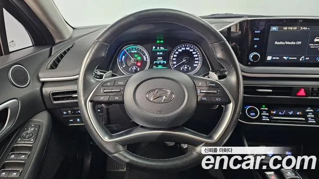 Hyundai Sonata 2023 — фото 20