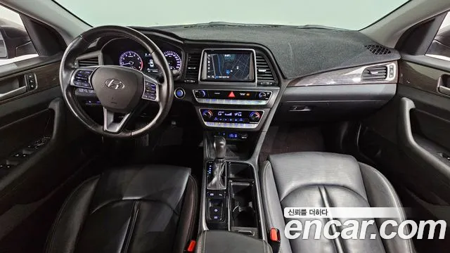Hyundai Sonata 2018 — фото 10