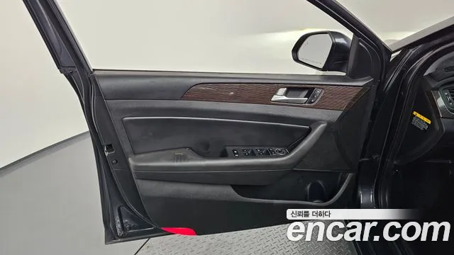 Hyundai Sonata 2018 — фото 14
