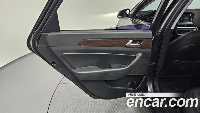 Hyundai Sonata 2018 — фото 15