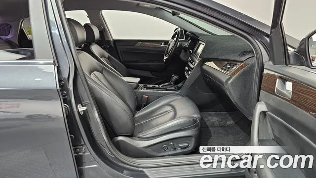 Hyundai Sonata 2018 — фото 16