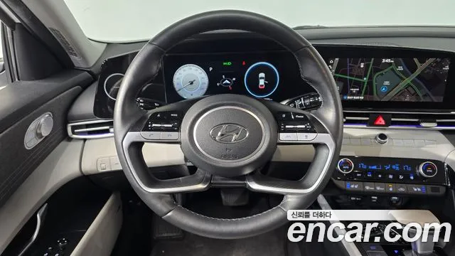 Hyundai AVANTE 2023 — фото 18