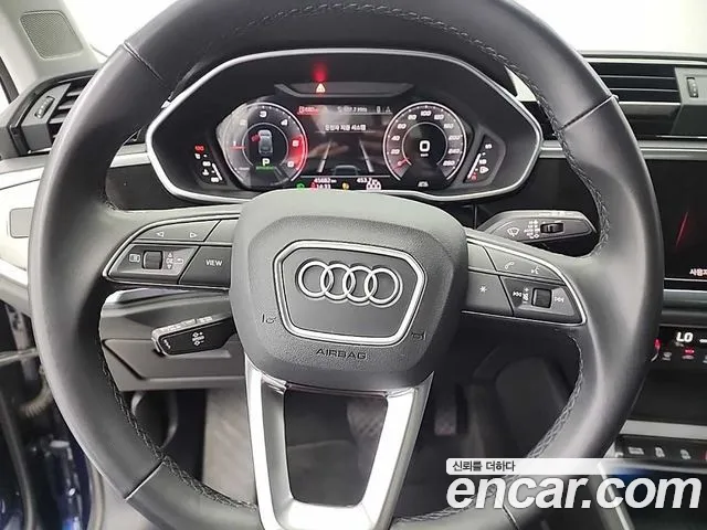 Audi Q3 2023 — фото 10