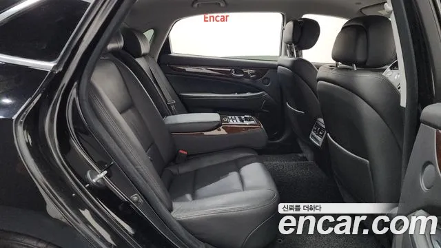 Hyundai Equus 2014 — фото 11
