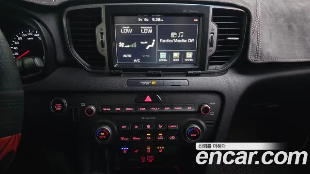 Kia Sportage 2016 — фото 13
